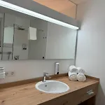 Hotel Mein Motel - Erstklassige Suiten Und Appartements - Self Check-In