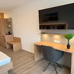 Hotel Mein Motel - Erstklassige Suiten Und Appartements - Self Check-In Oberndorf am Neckar