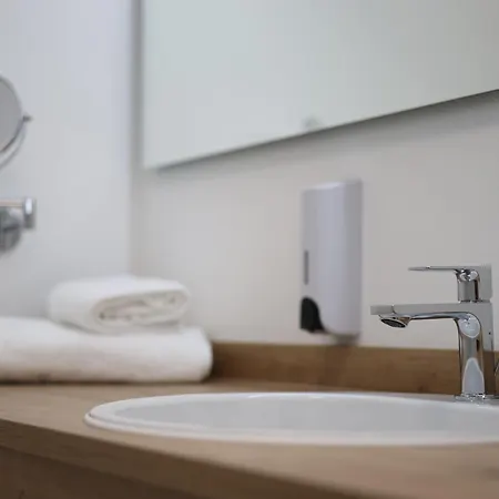 Mein - Self Check-in Hotel Oberndorf am Neckar