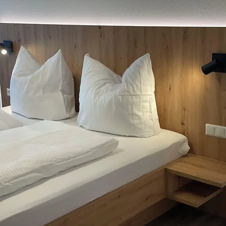 Mein - Self Check-in Hotel *